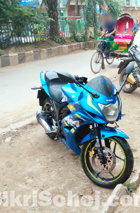 SUZUKI GIXXER SF